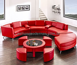 sofa curvo vermelho